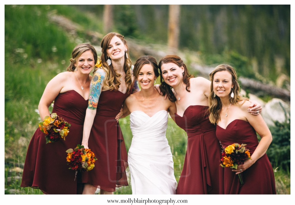 bridesmaids-colorado-mountains-by-molly-blair-photography