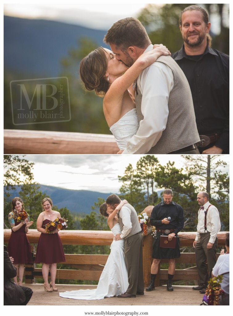 first-kiss-at-sunspot-ceremony-by-molly-blair-photography