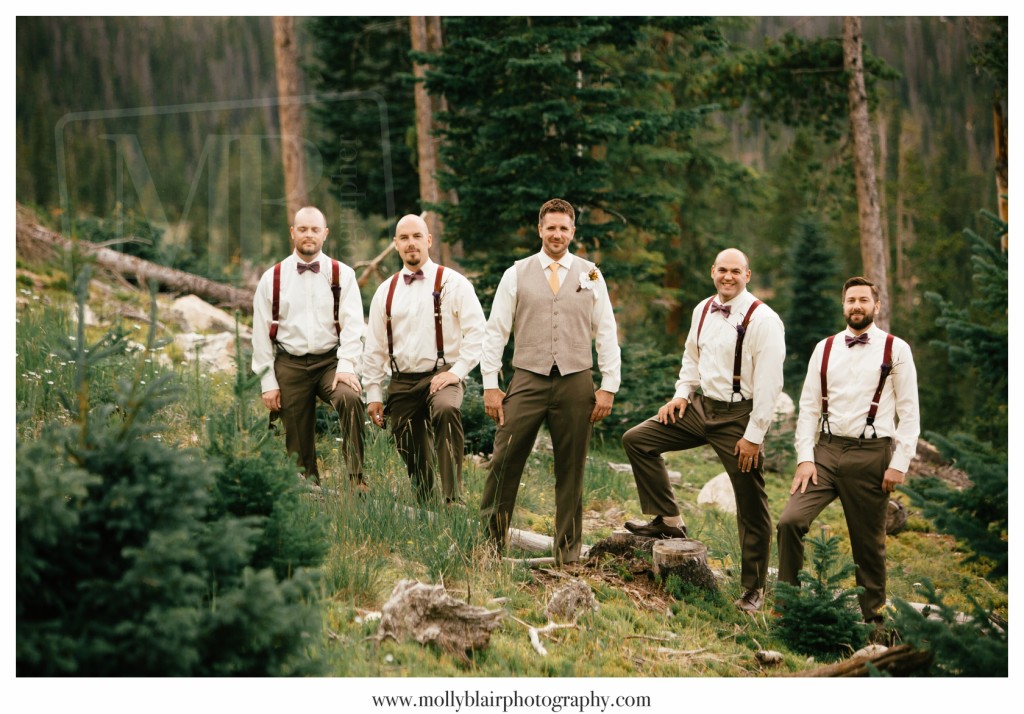 groomsmen-colorado-mountains-by-molly-blair-photography
